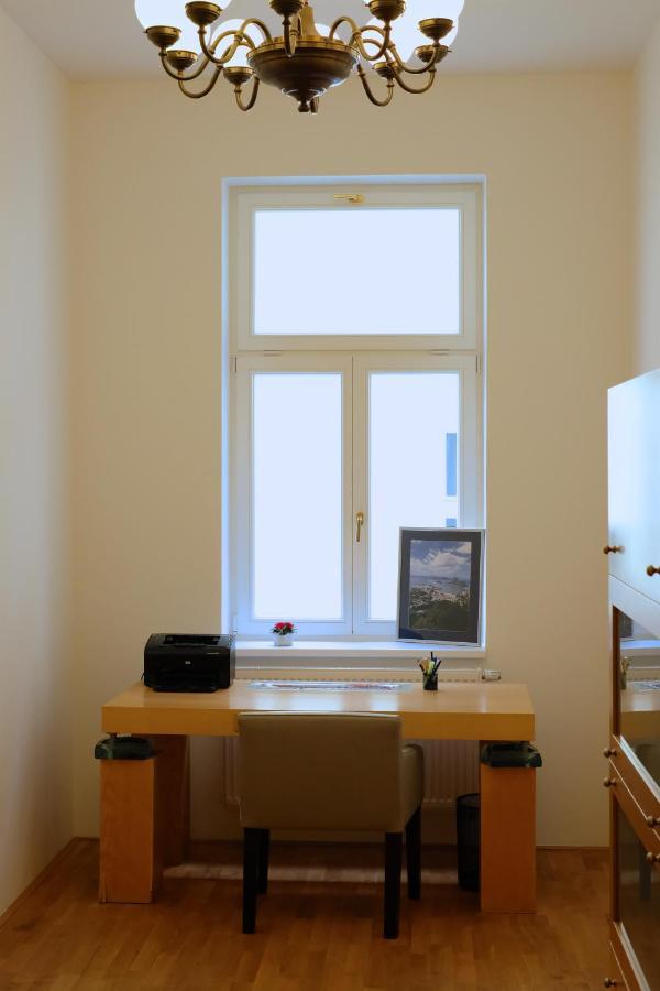 Kolonada Luxury 3 Bedroom Apartment Manes Mariánské Lázně Екстериор снимка